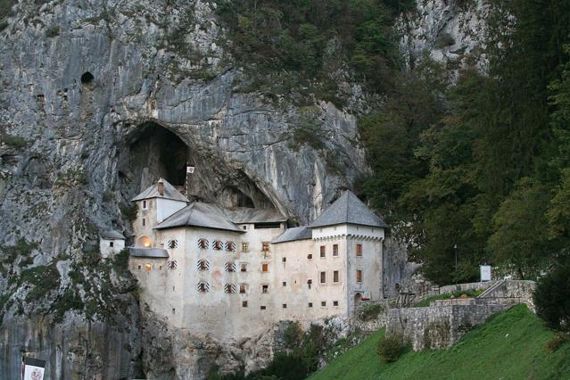 Predjama Castle